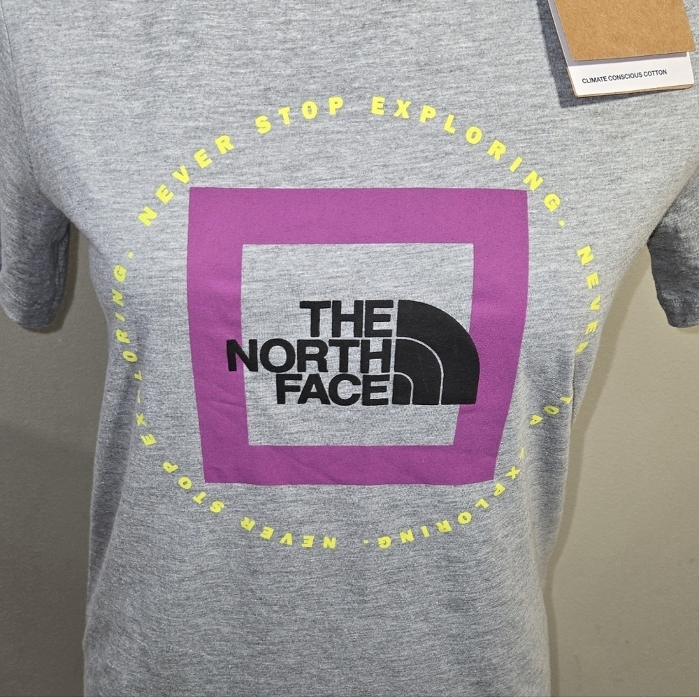 NWT The North Face Climate Conscious Cotton Tee Women's Size XS - Picture 2 of 6